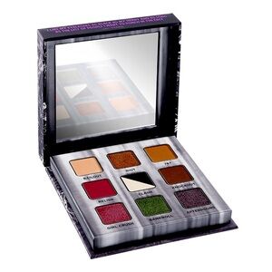 Urban Decay Troublemaker Eyeshadow Palette